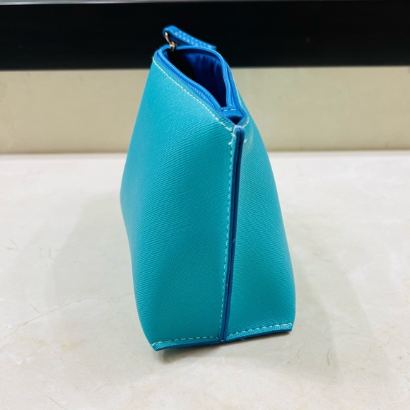 La Mer Cosmetic Bag - Picture 6 of 6